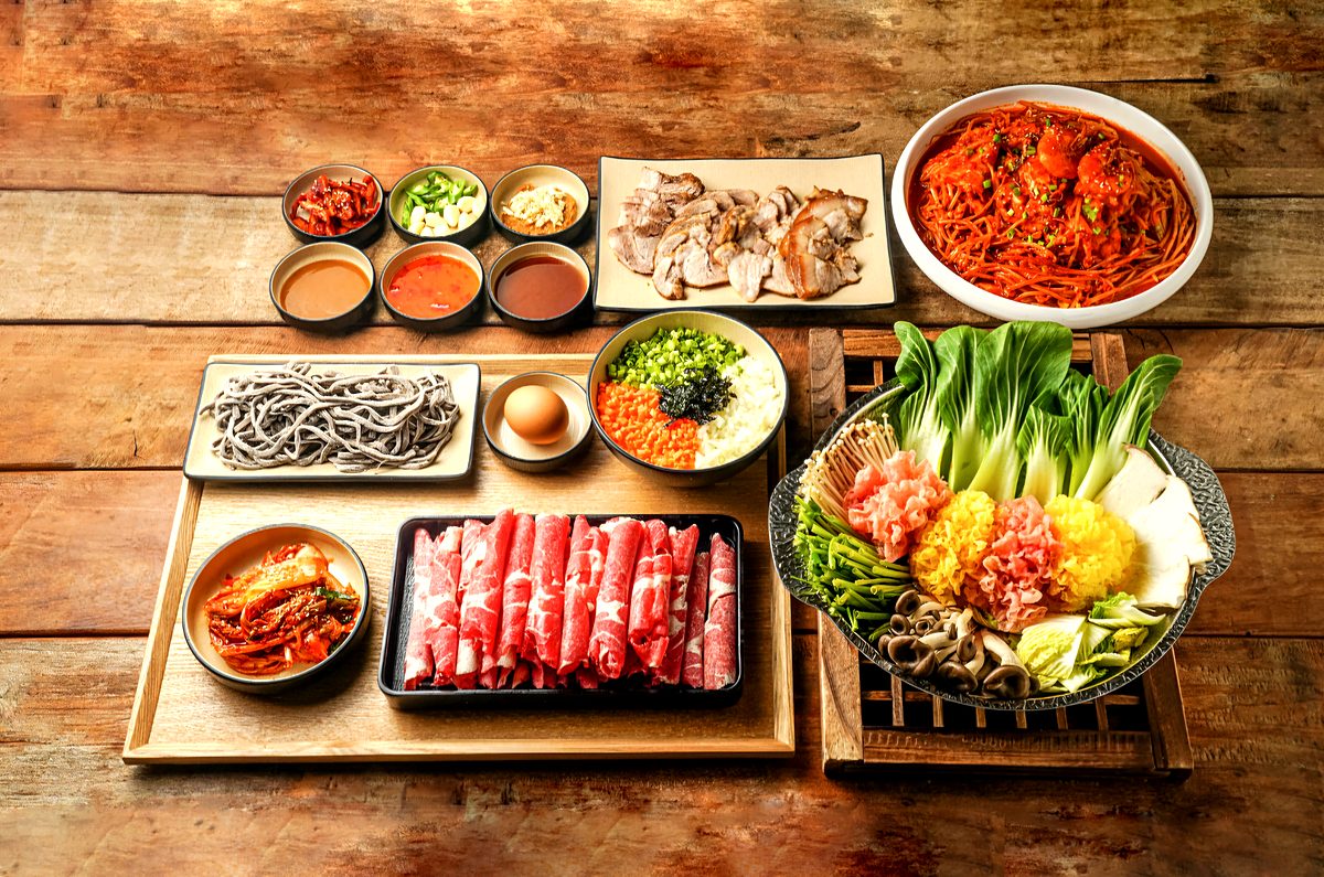 해주옥 안산본점 왕곤이해물찜 + 수육 + 메밀샤브
